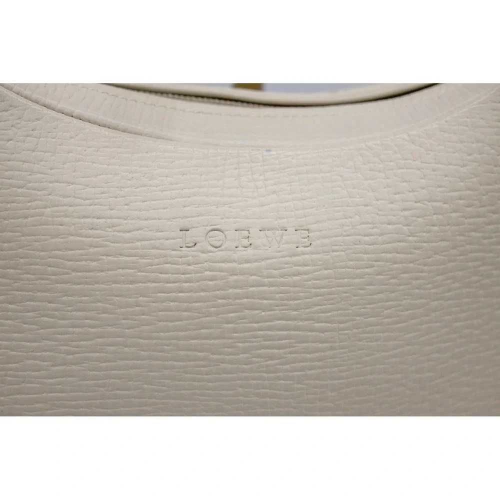 Loewe‎ Vintage Crescent Shoulder Bag Cream Textured Leather Hobo
